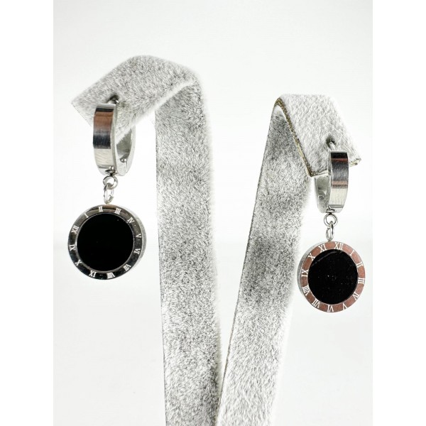 Gümüş Siyah Taşlı Küpe Gümüş Siyah Taşlı Küpe